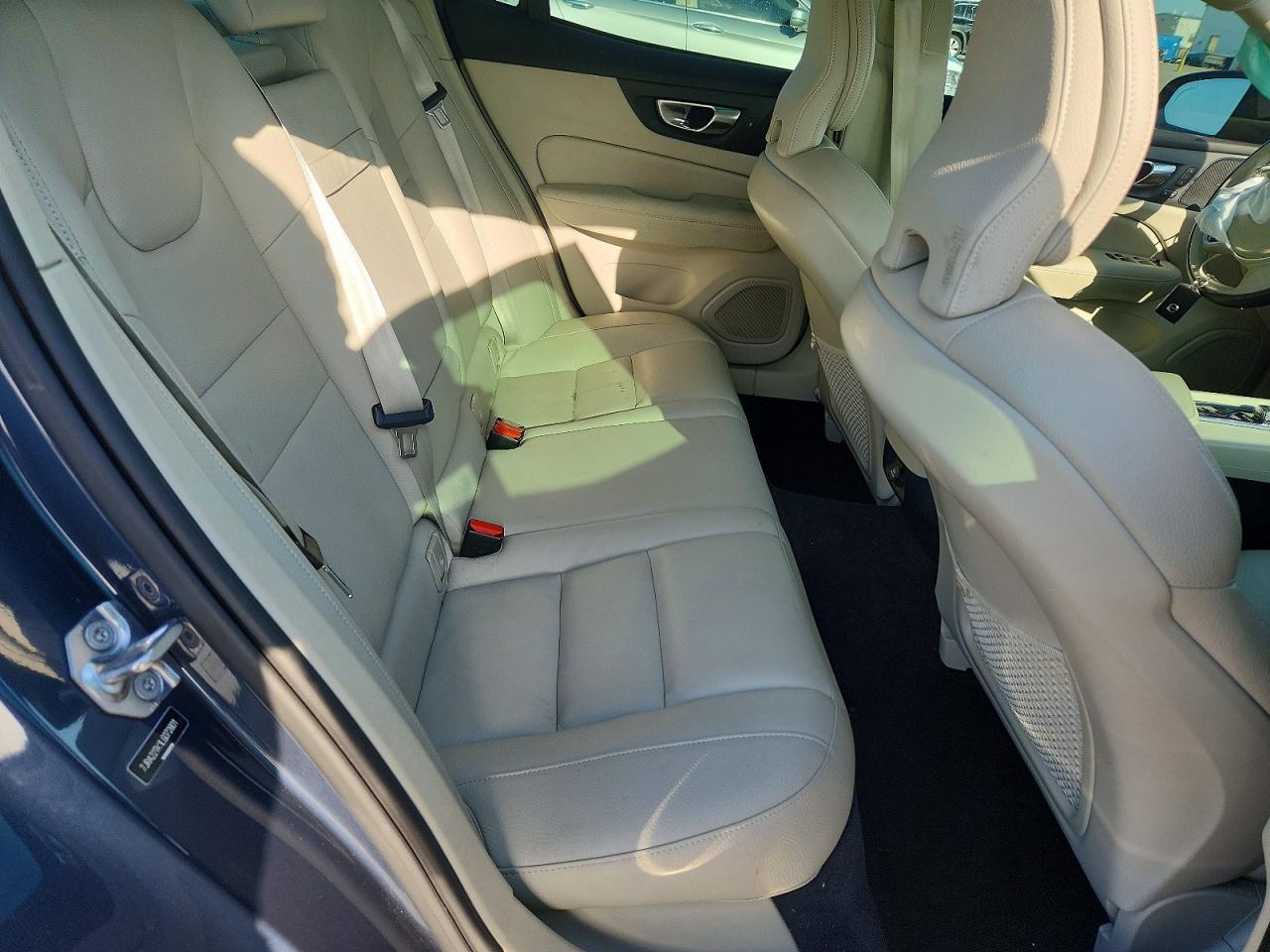 2020 VOLVO S60