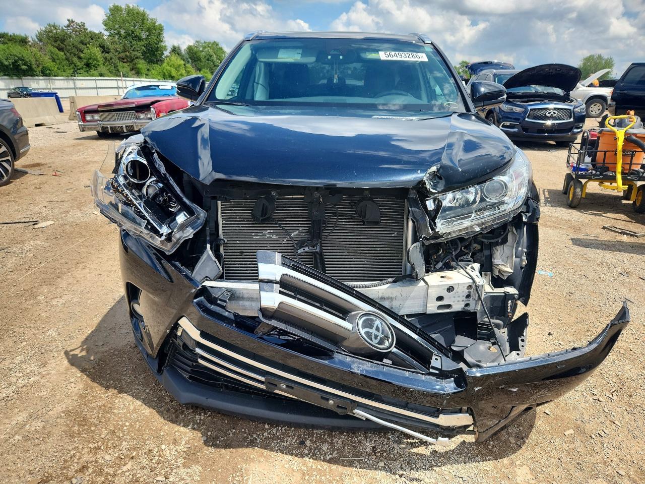 2018 TOYOTA HIGHLANDER