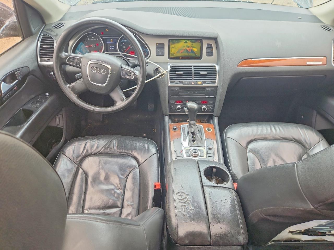 2010 AUDI Q7