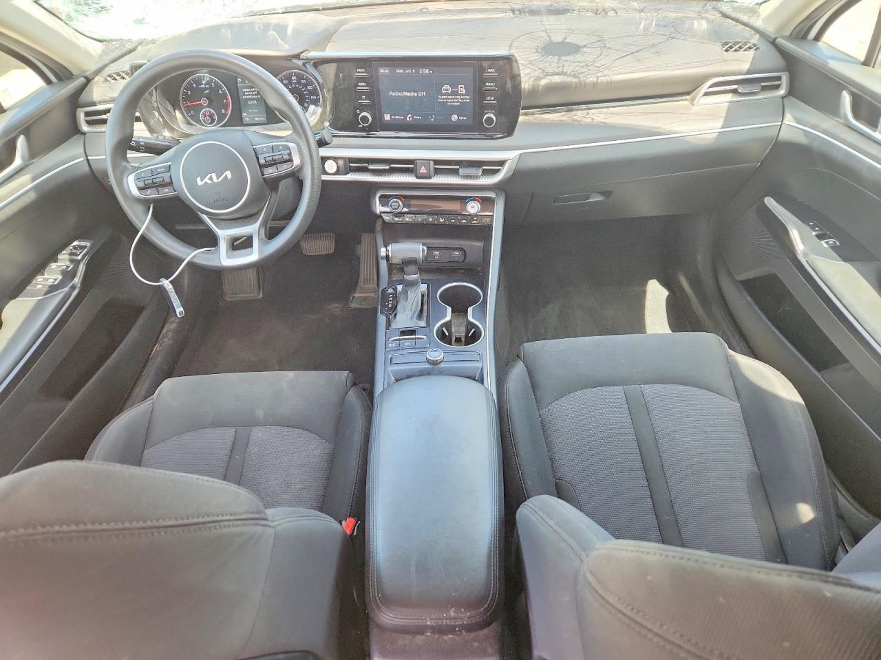 2022 KIA K5
