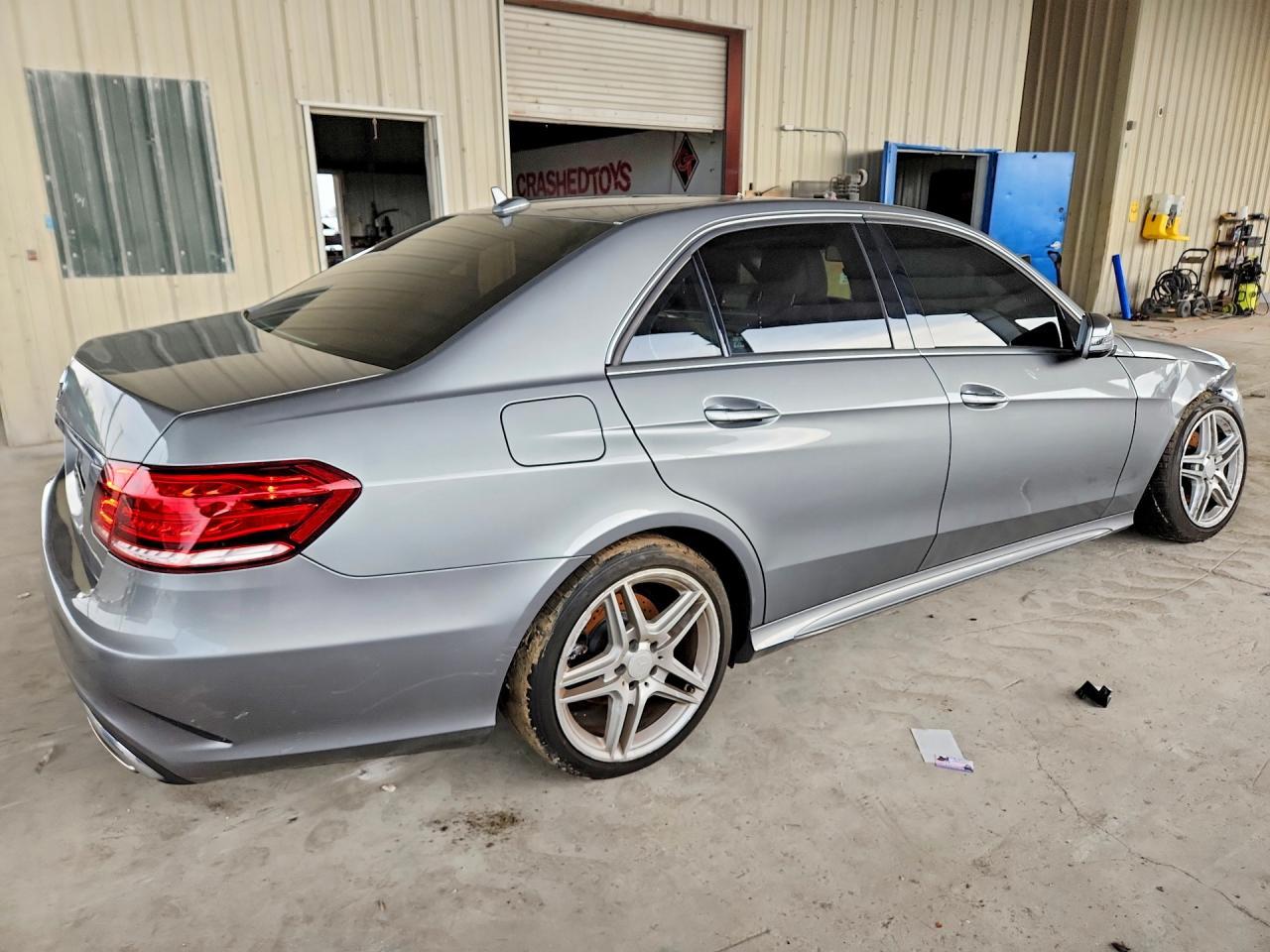 2014 MERCEDES-BENZ E-Class