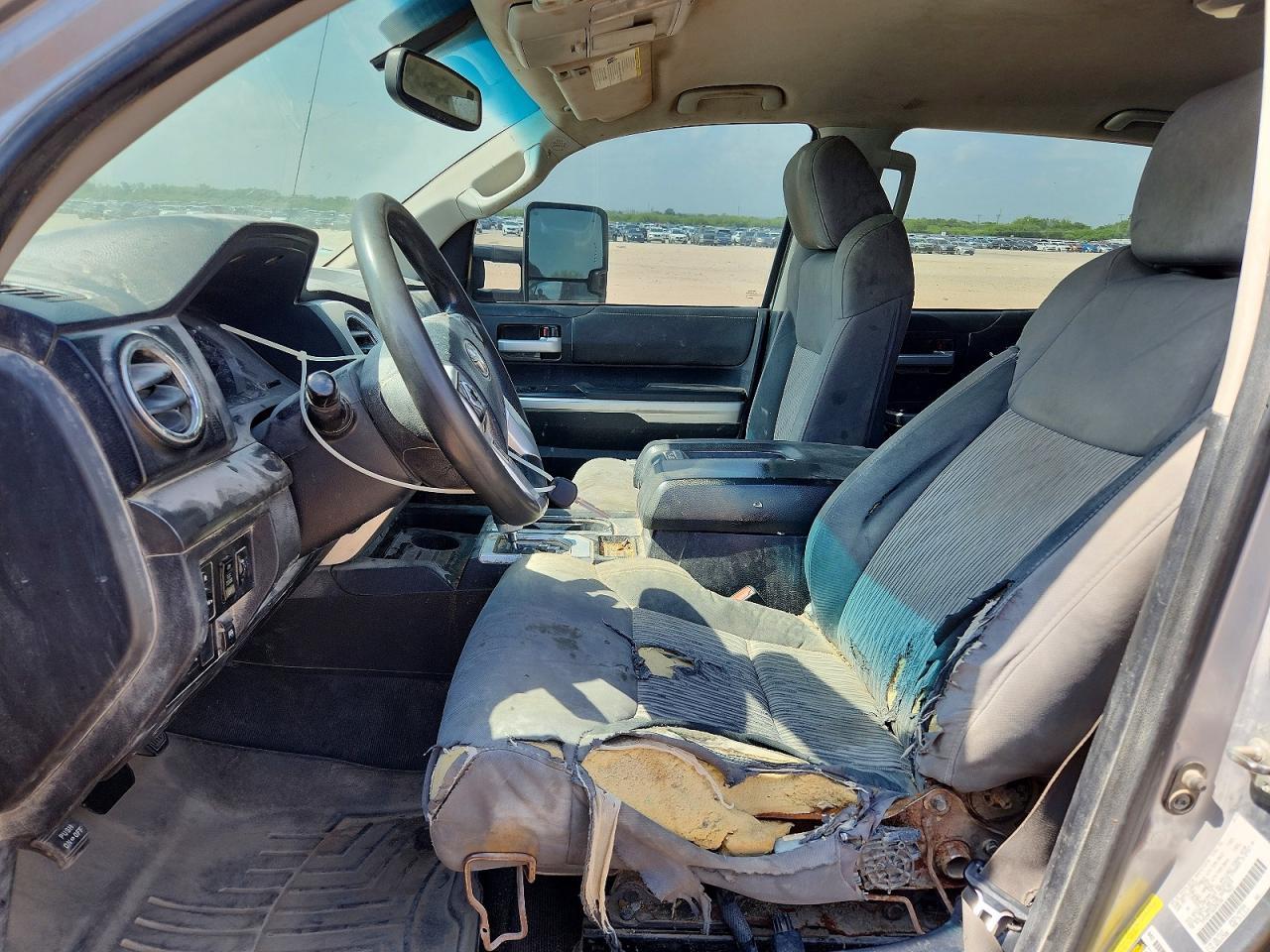 2016 TOYOTA TUNDRA