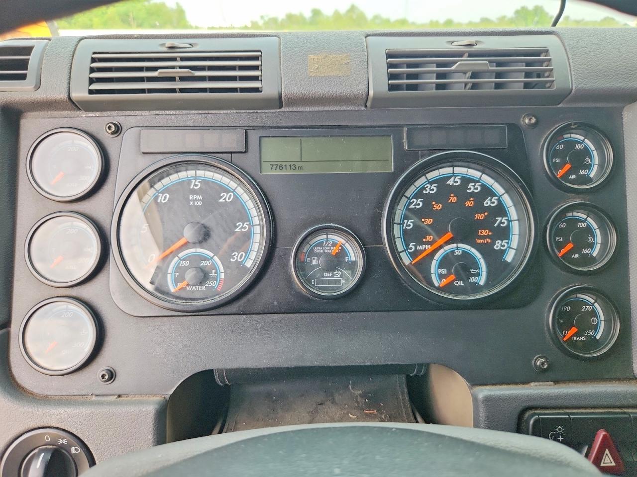 2016 FREIGHTLINER CASCADIA 125