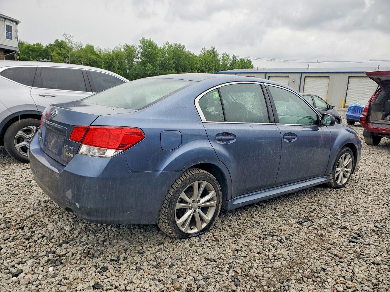 2014 SUBARU Legacy