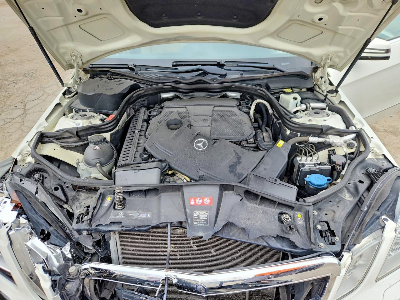 2012 MERCEDES-BENZ E-Class