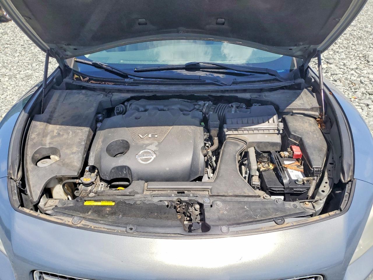 2011 NISSAN Maxima