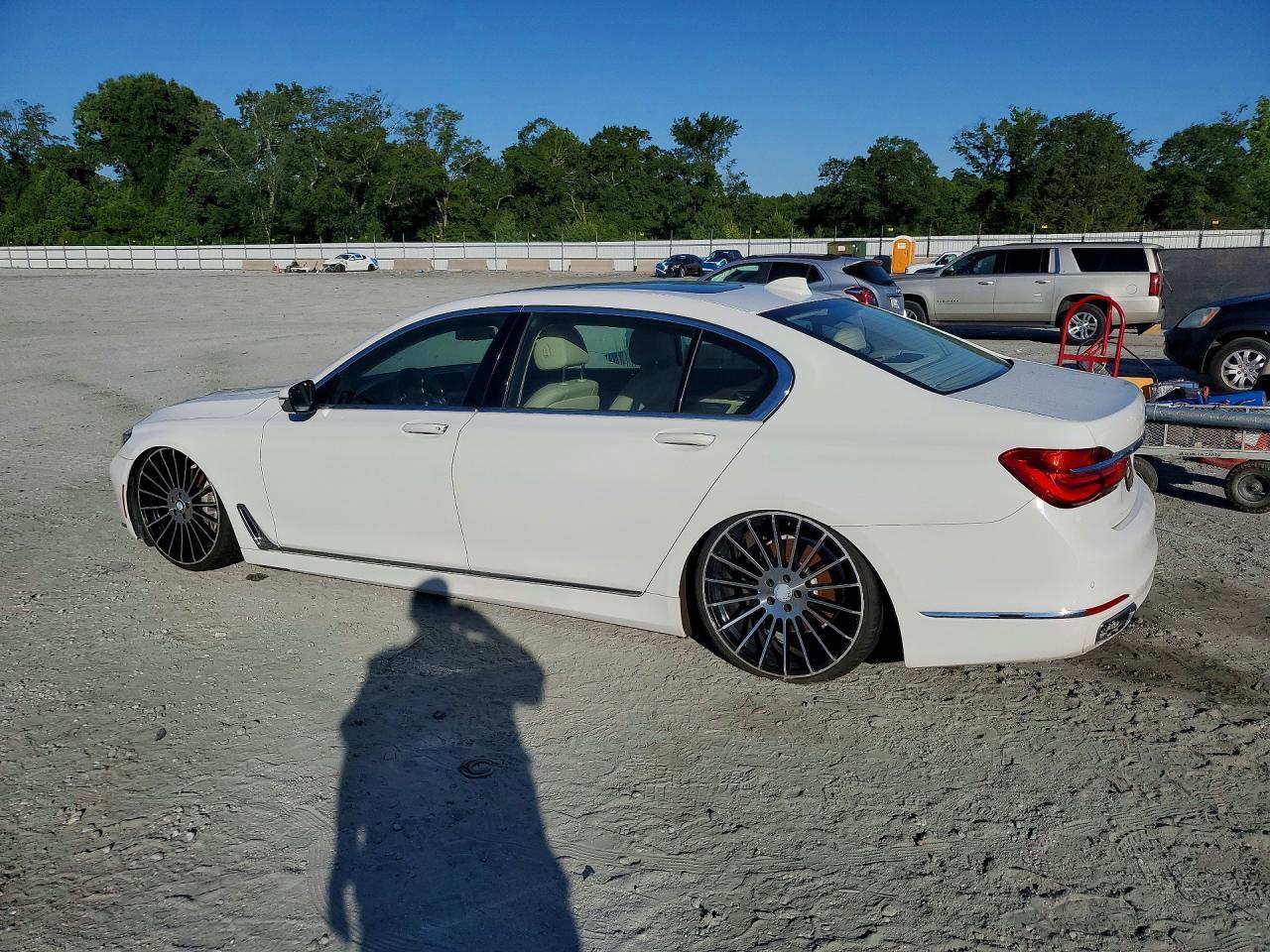 2016 BMW 7 series