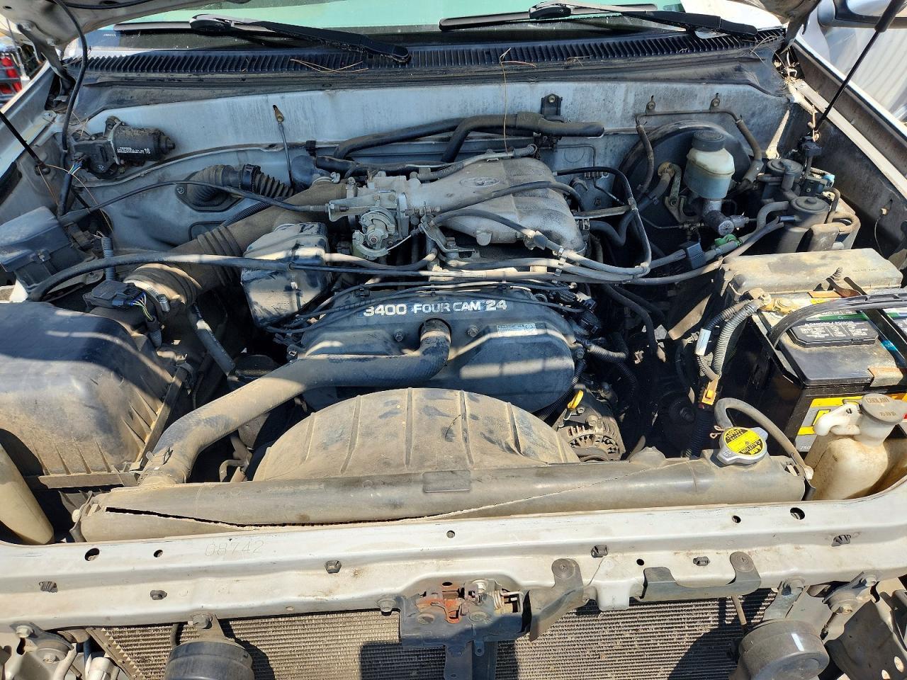 2002 TOYOTA TUNDRA