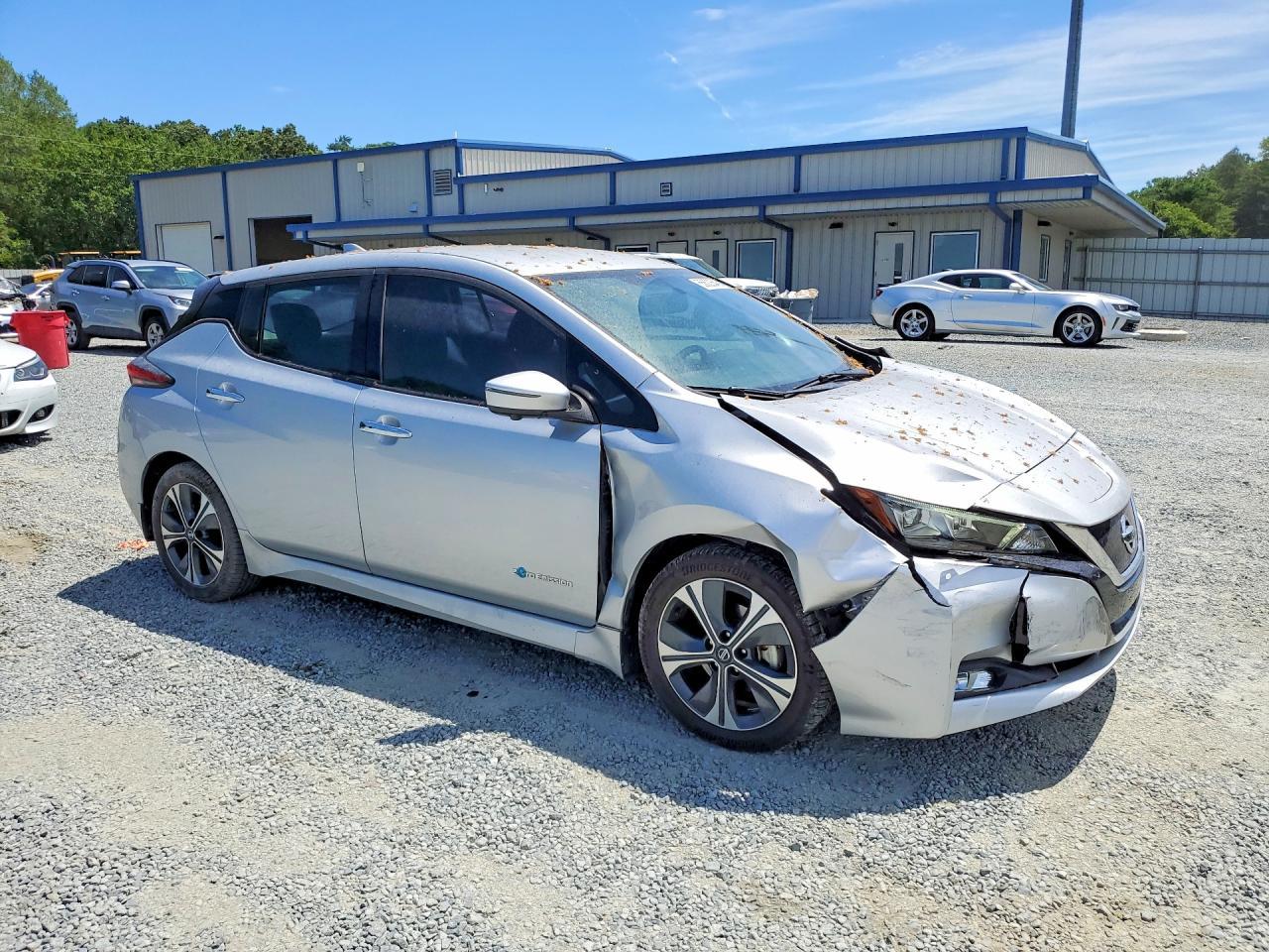 2019 NISSAN LEAF