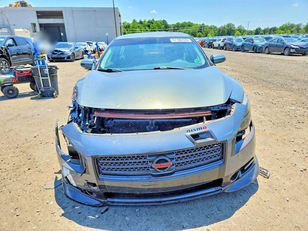 2011 NISSAN Maxima