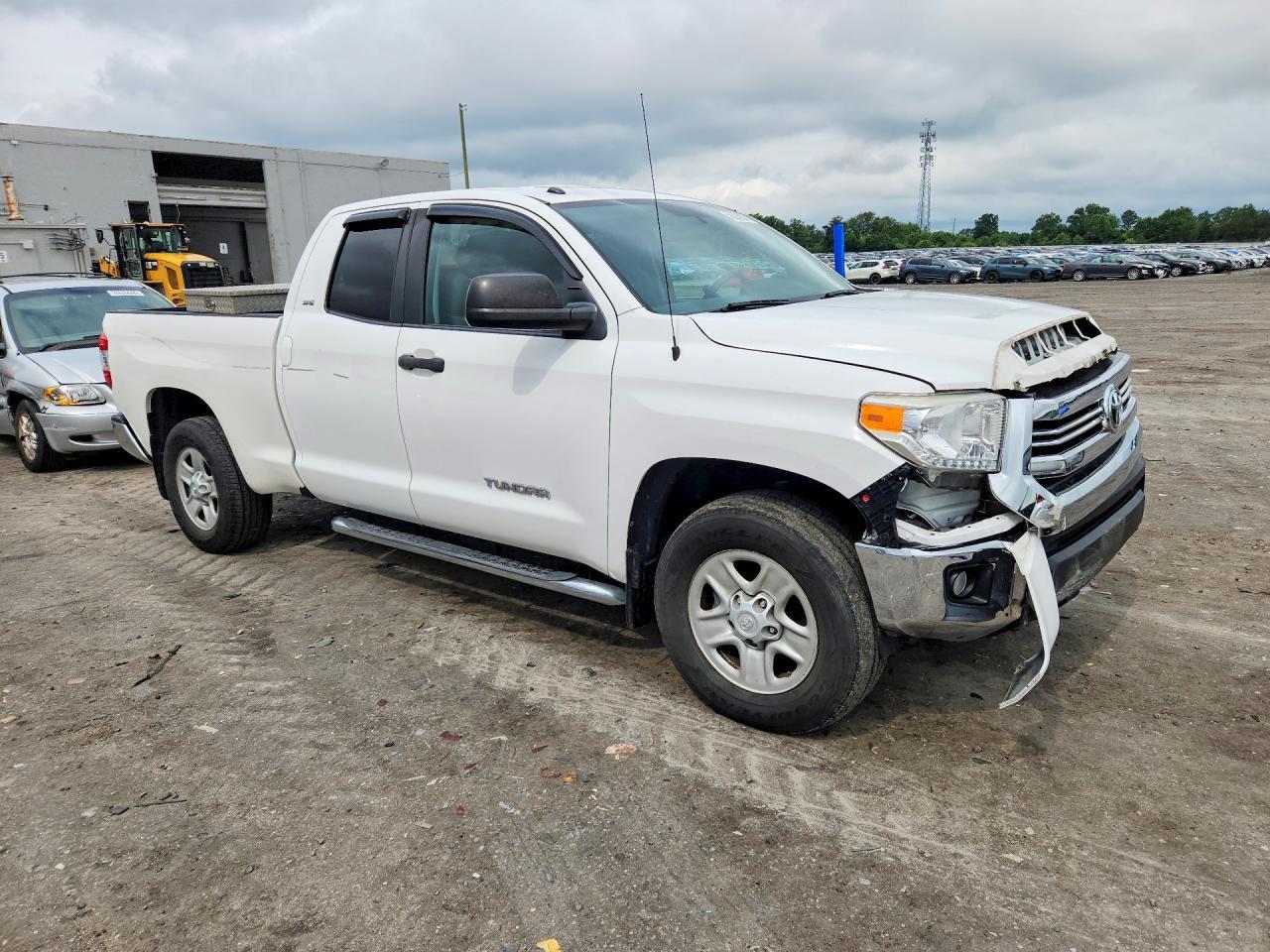 2016 TOYOTA TUNDRA