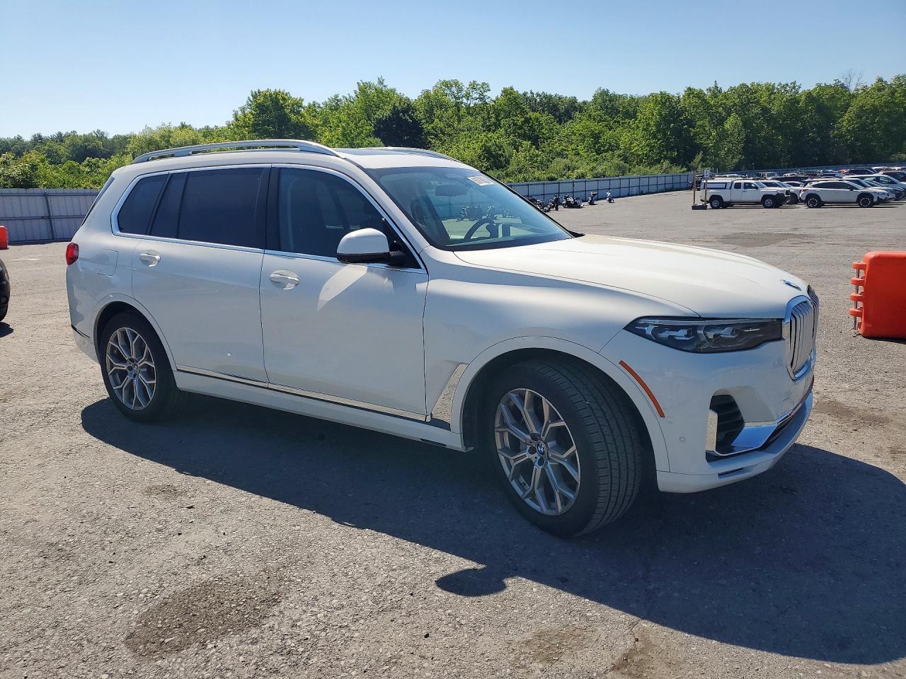 2019 BMW X7