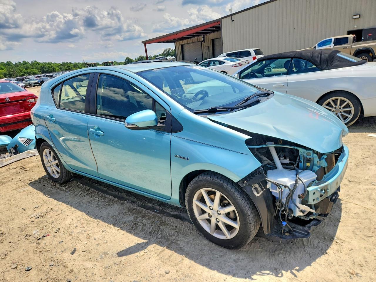2014 TOYOTA Prius c