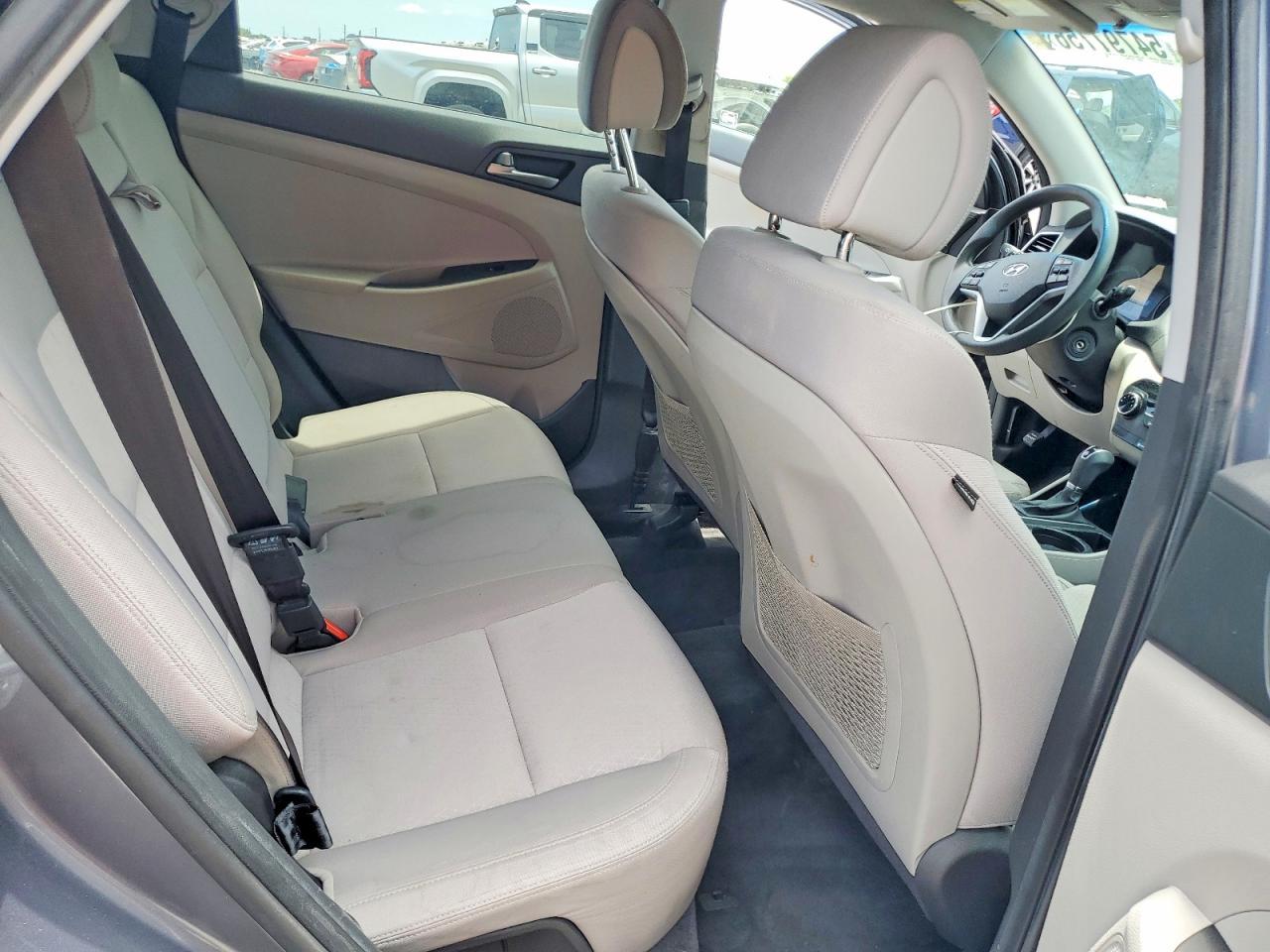 2016 HYUNDAI TUCSON