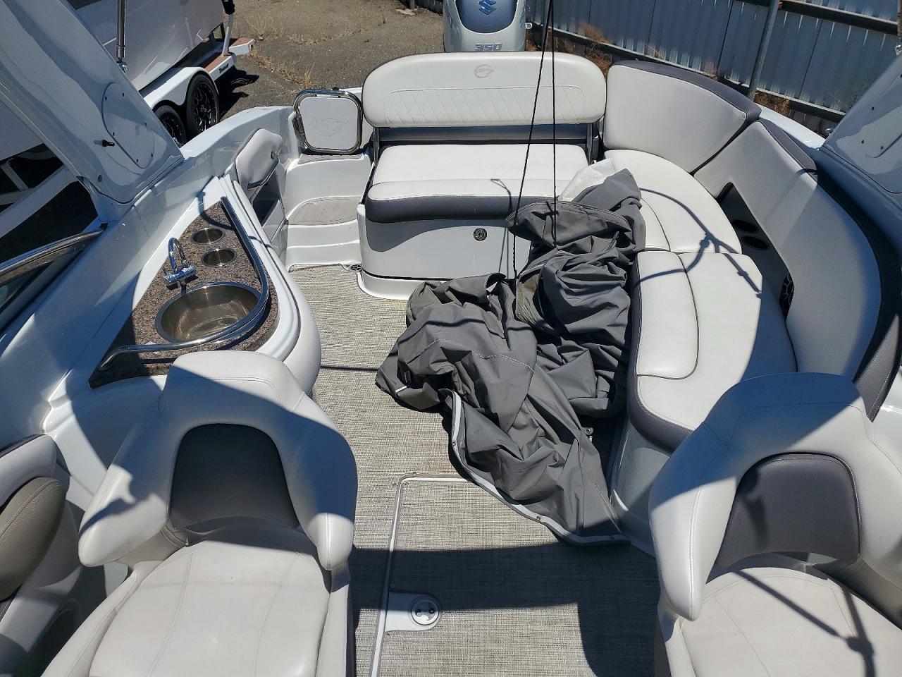 2020 Crown Boat