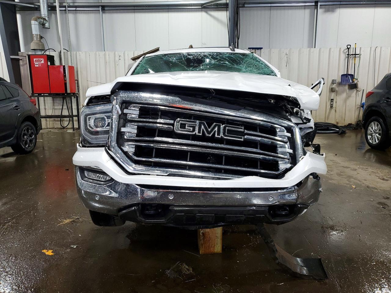 2018 GMC Sierra