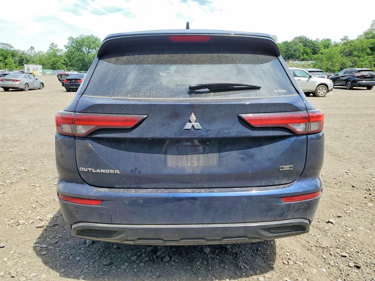 2023 MITSUBISHI outlander