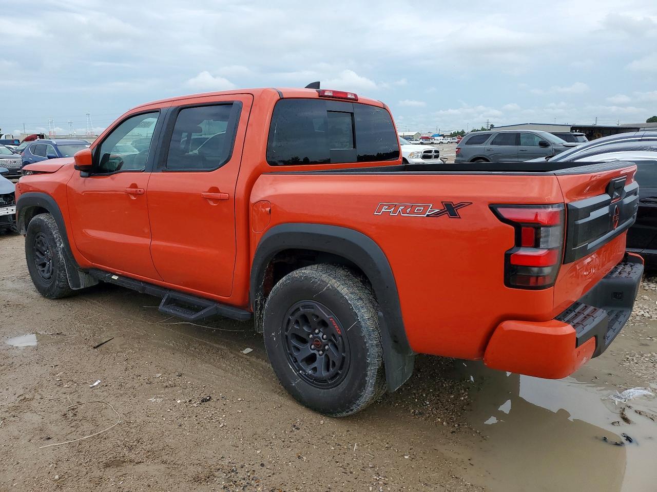 2025 NISSAN Frontier
