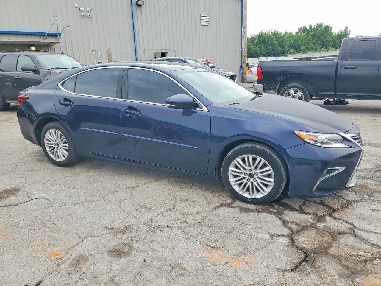 2017 LEXUS ES 350