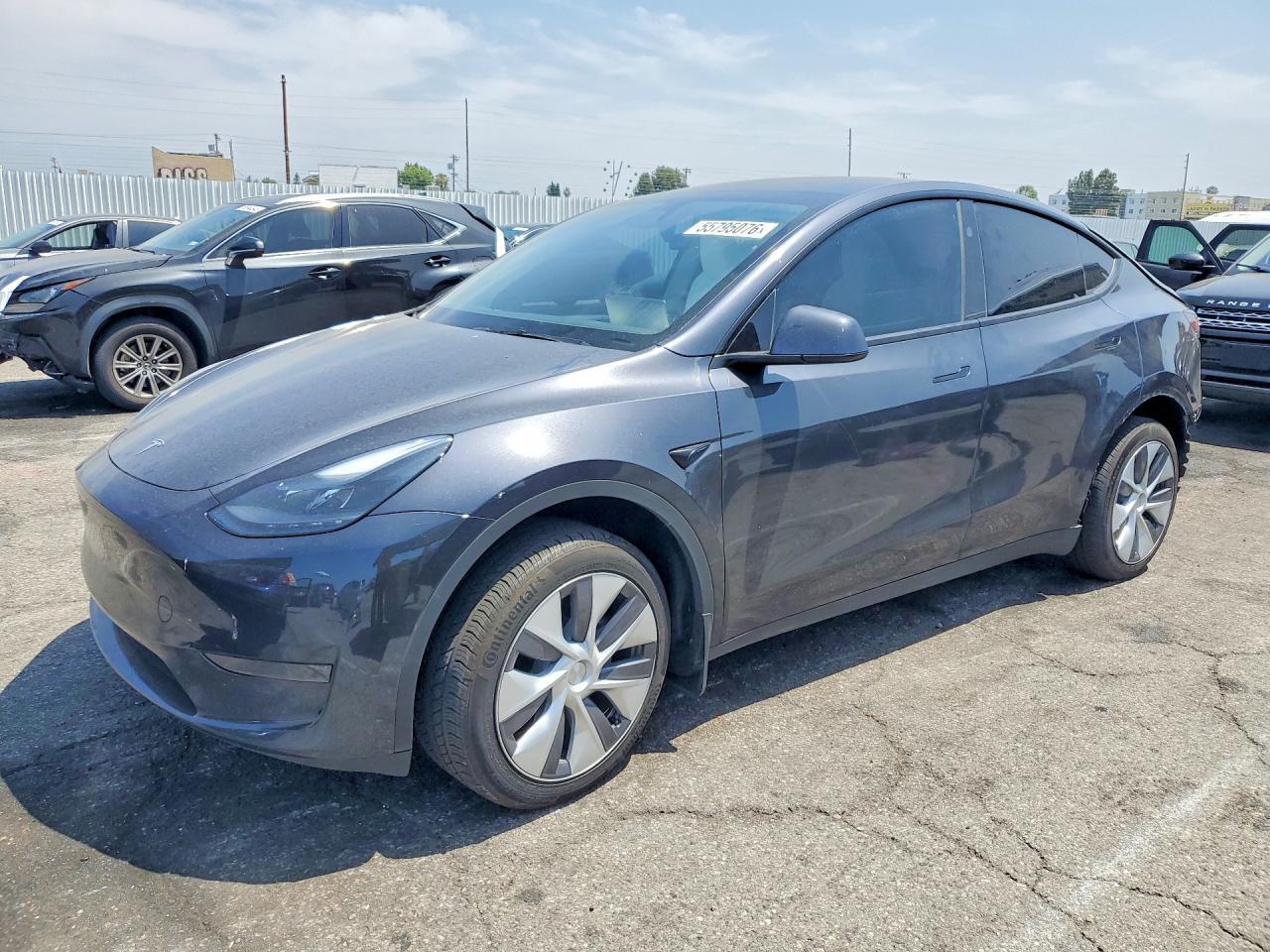 2024 TESLA MODEL Y