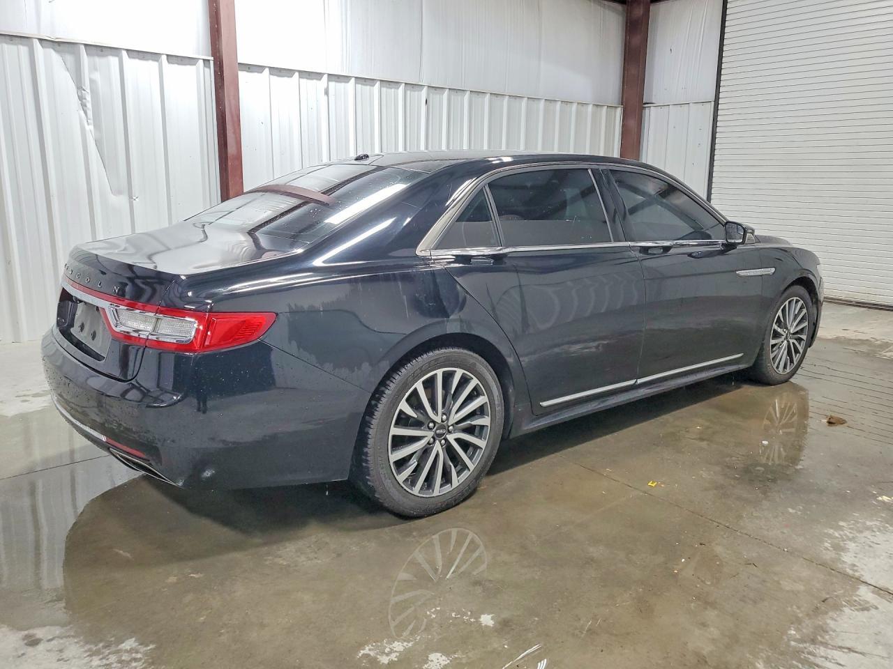 2017 LINCOLN Continental