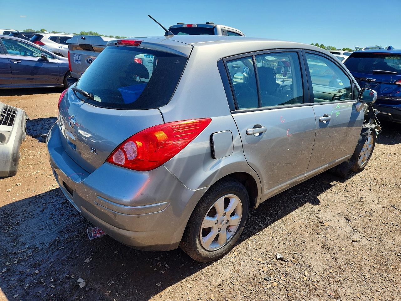 2009 NISSAN VERSA
