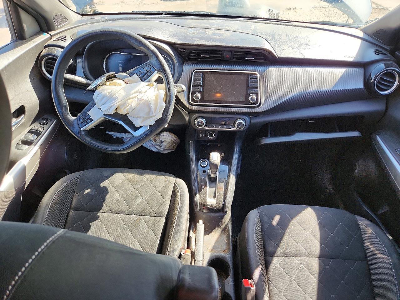 2019 NISSAN KICKS