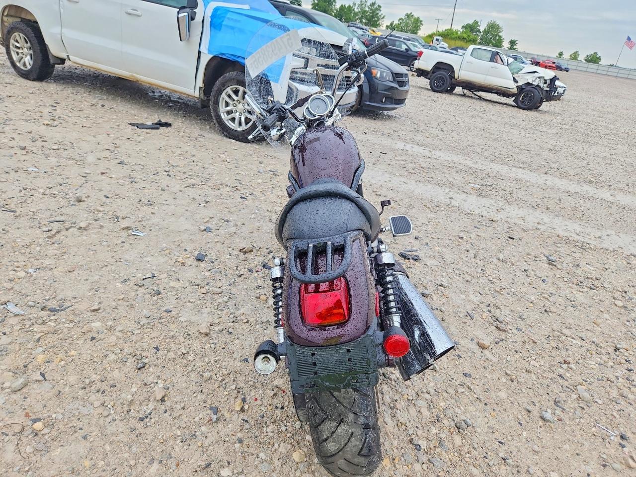 2005 HARLEY-DAVIDSON VRSCB