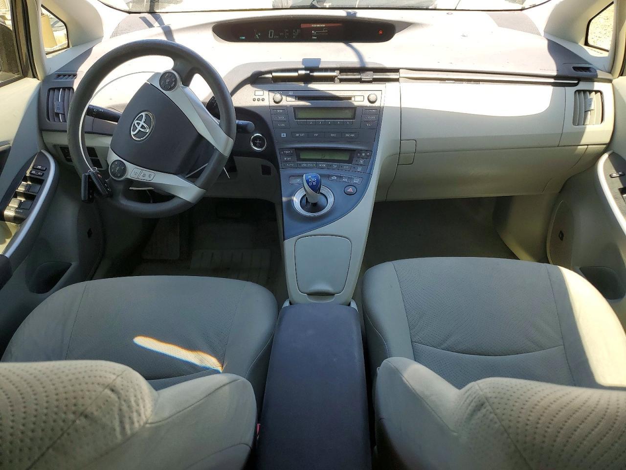 2010 TOYOTA PRIUS