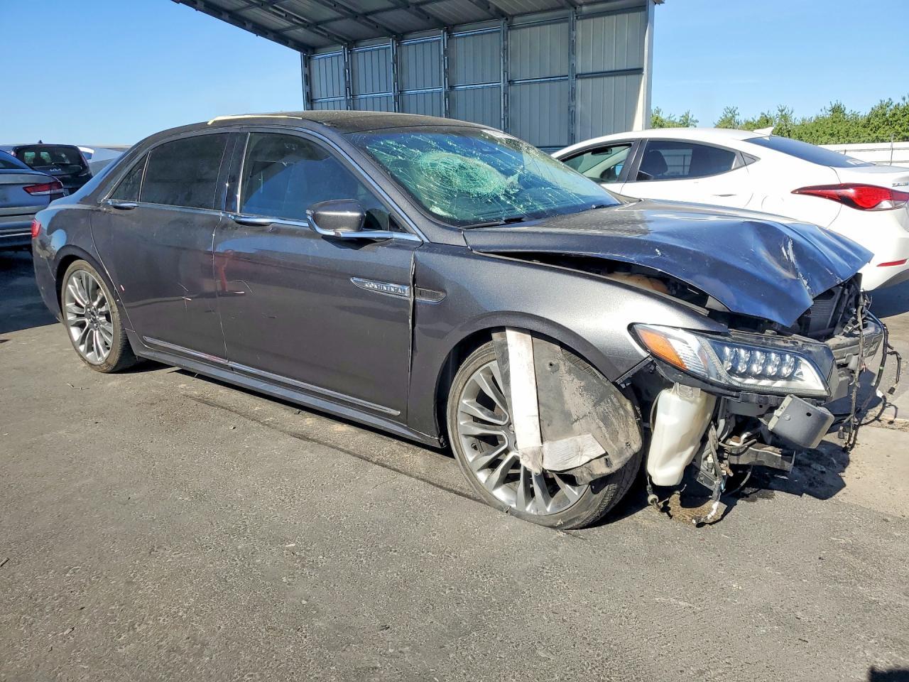 2017 LINCOLN Continental