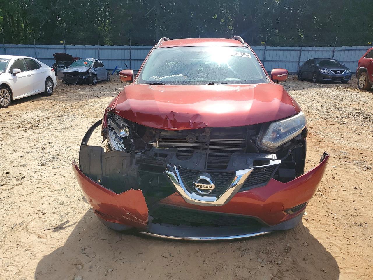 2015 NISSAN ROGUE