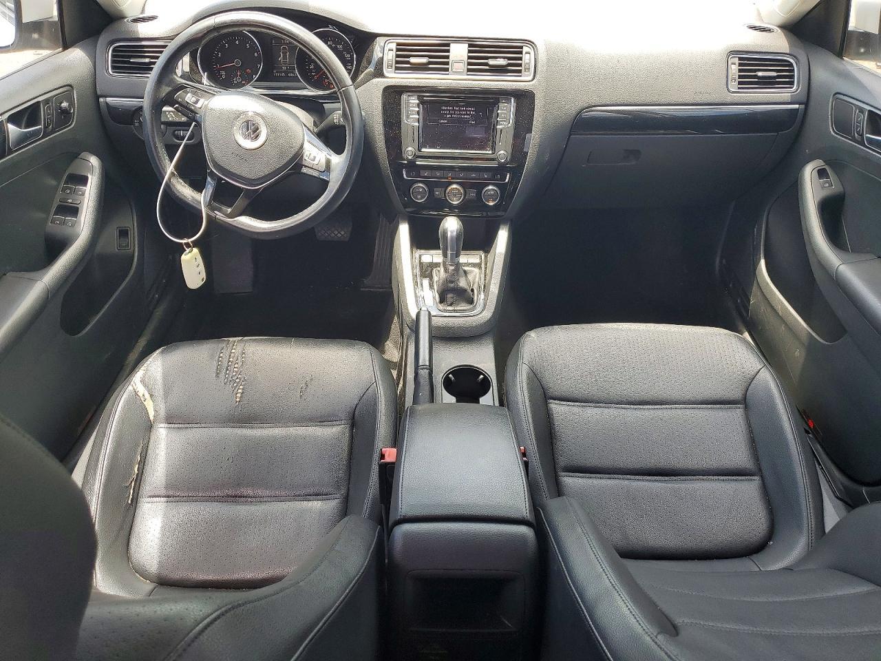 2017 VOLKSWAGEN JETTA