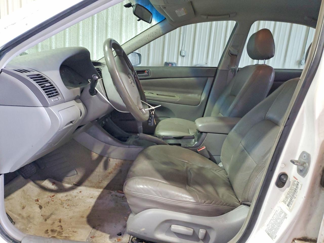 2002 TOYOTA CAMRY