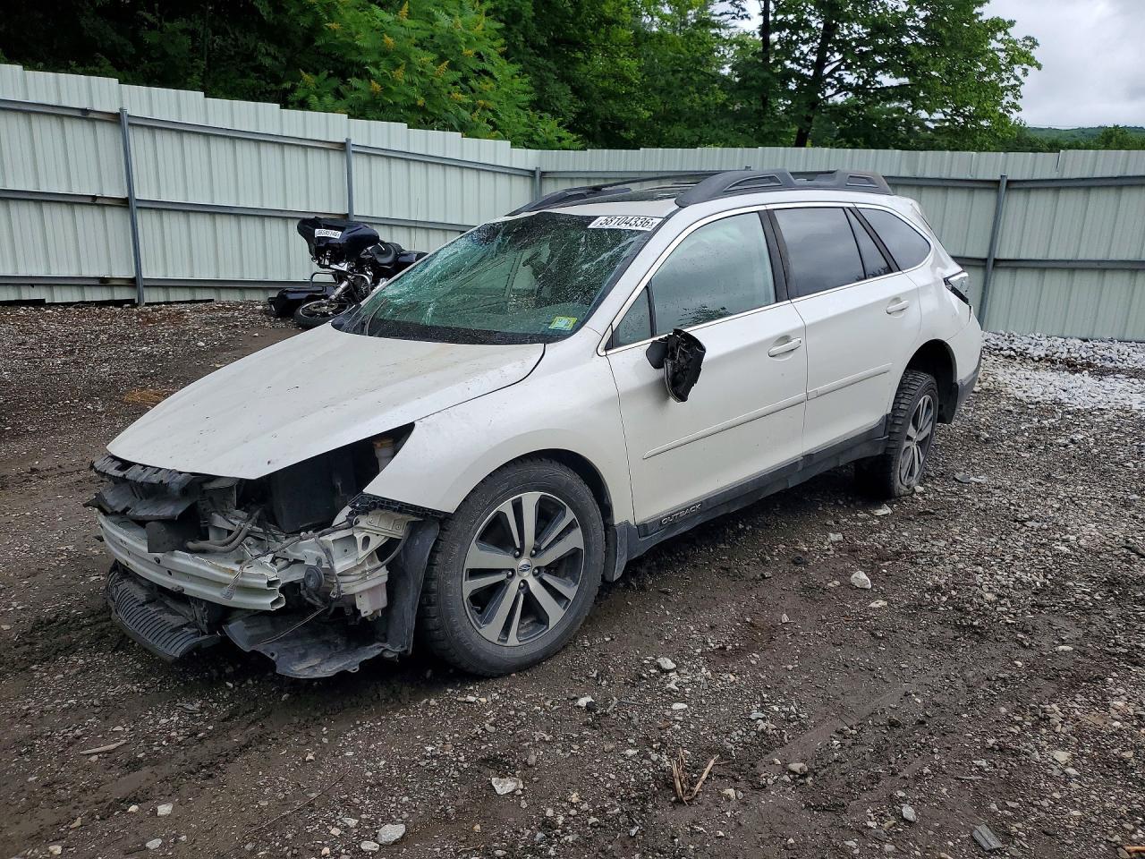 2019 SUBARU Outback