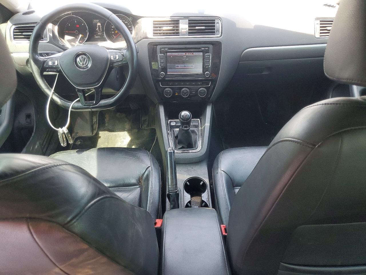 2015 VOLKSWAGEN JETTA