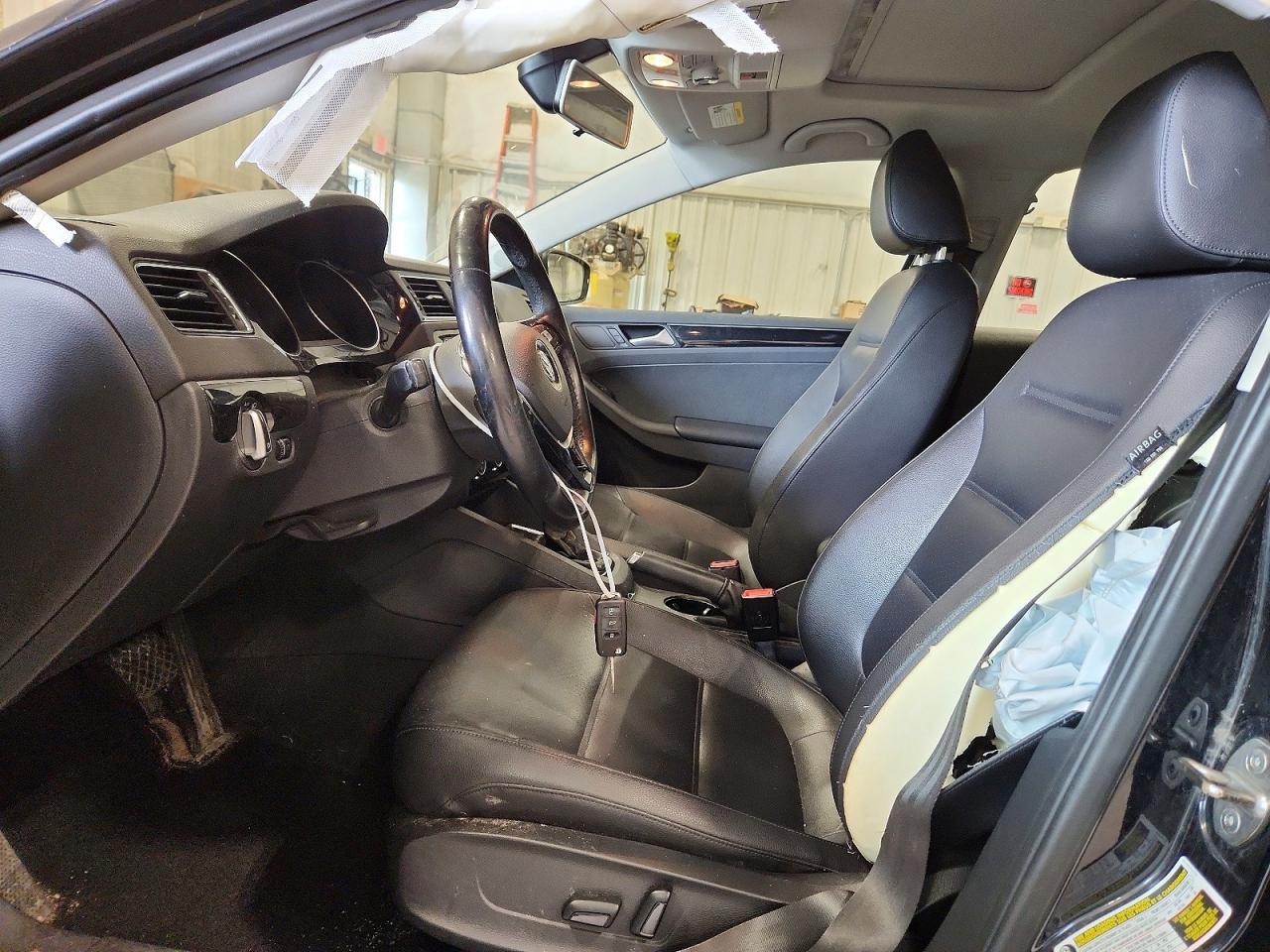 2017 VOLKSWAGEN JETTA