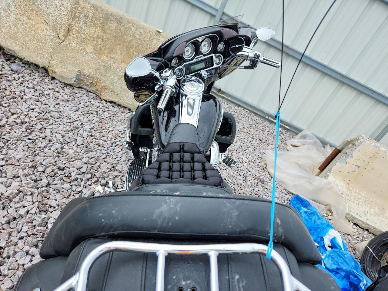 2006 HARLEY-DAVIDSON FLHTCUSE