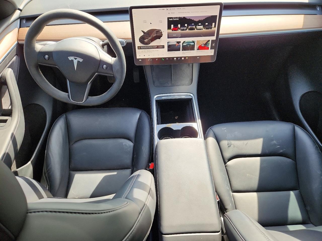 2024 TESLA MODEL Y