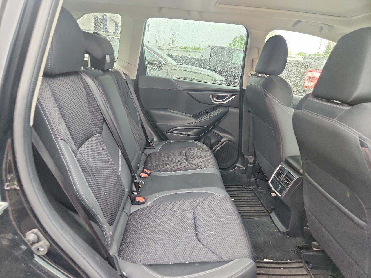 2021 SUBARU FORESTER