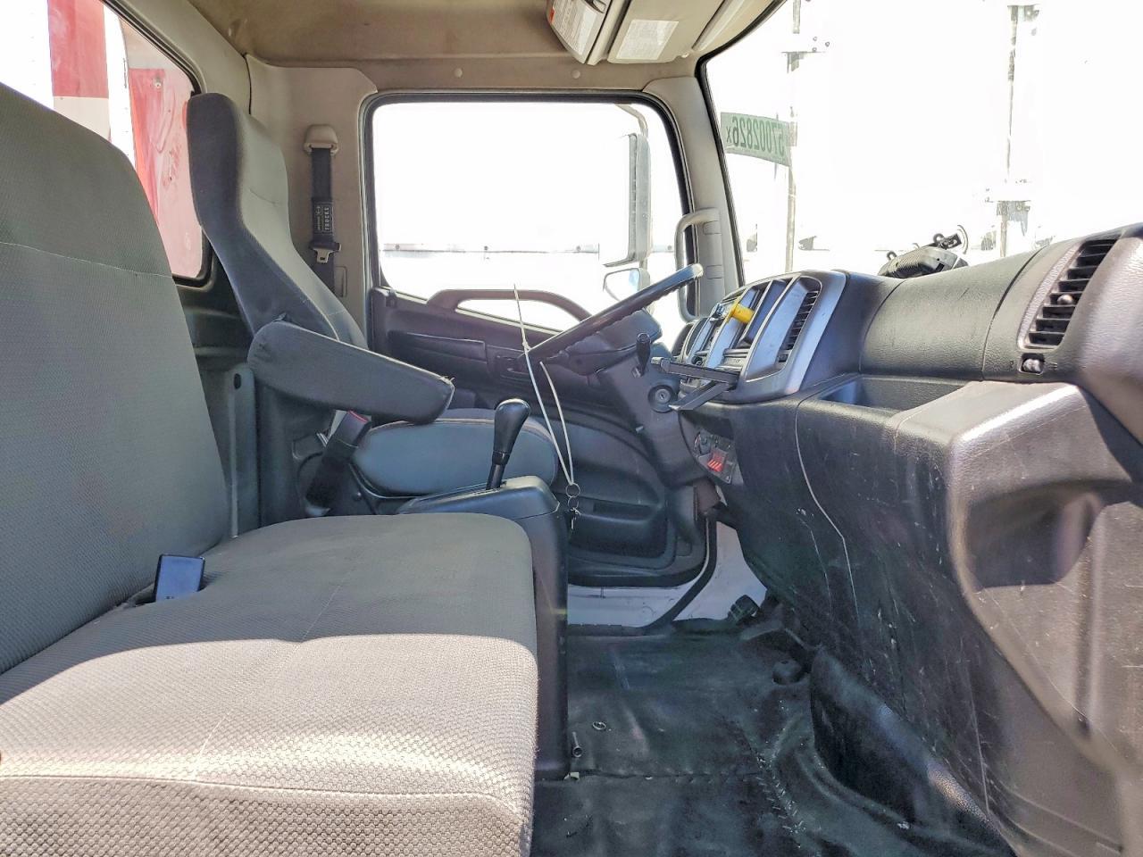 2015 HINO 258/268