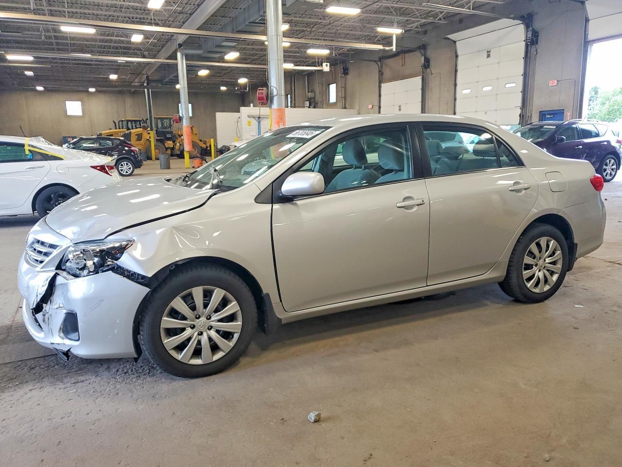 2013 TOYOTA COROLLA