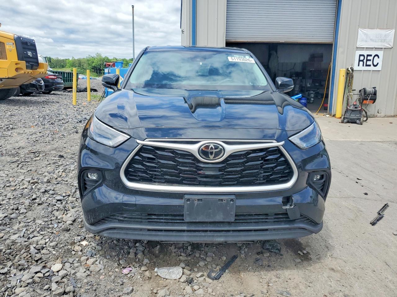 2023 TOYOTA HIGHLANDER