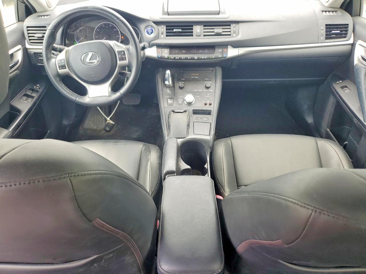 2013 LEXUS CT 200
