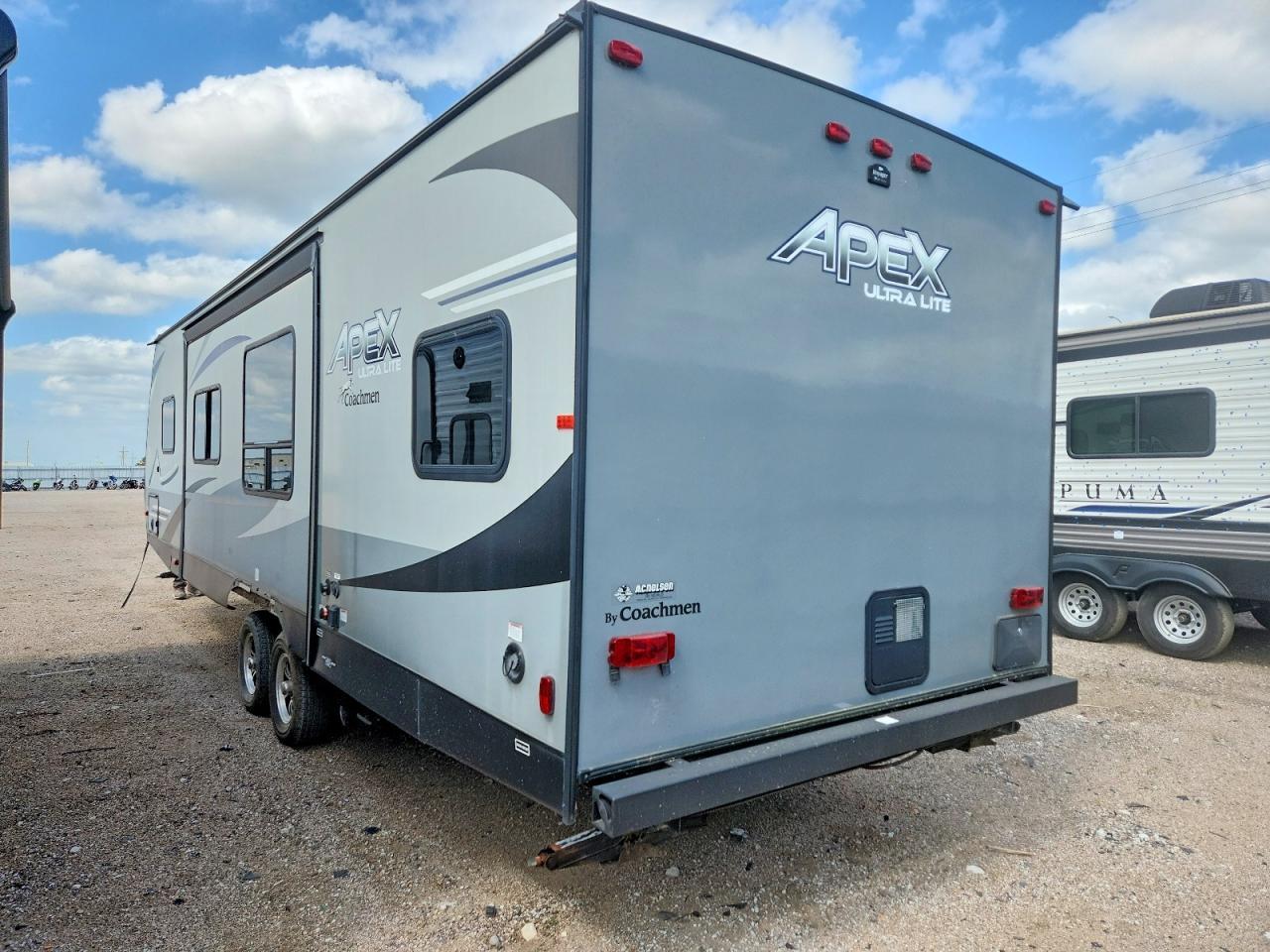 2020 COACHMEN Apex