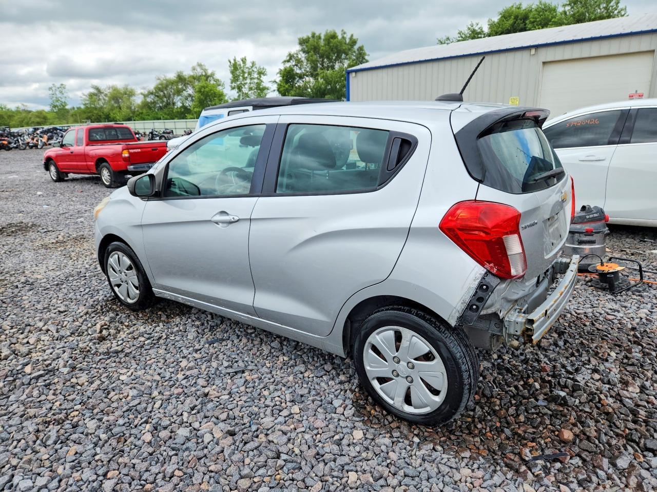 2017 CHEVROLET Spark