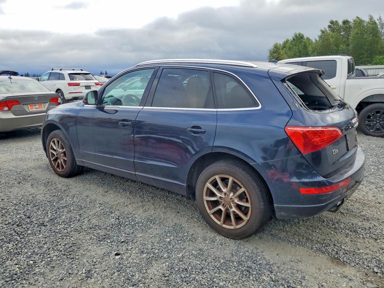 2011 AUDI Q5