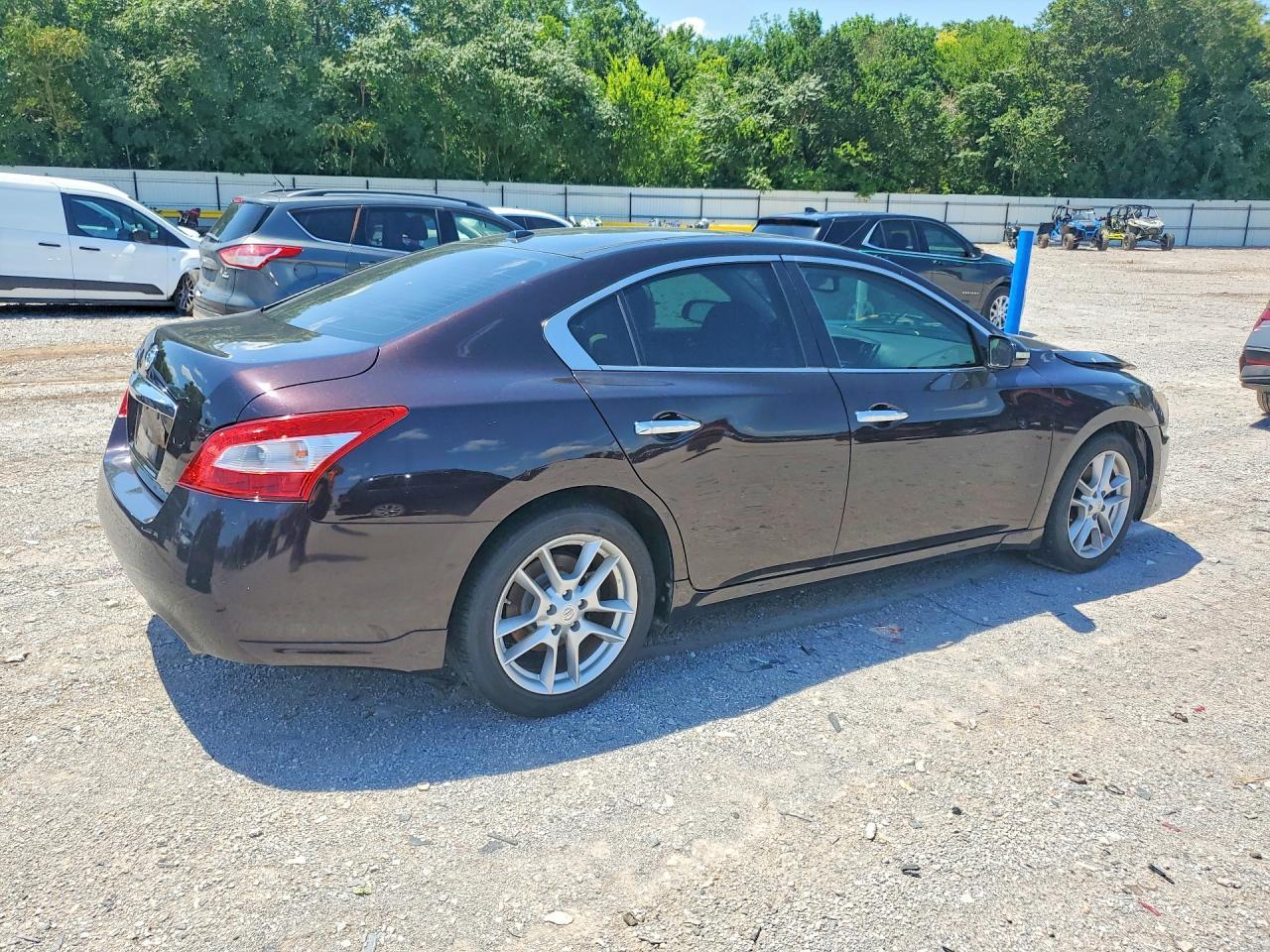 2010 NISSAN Maxima