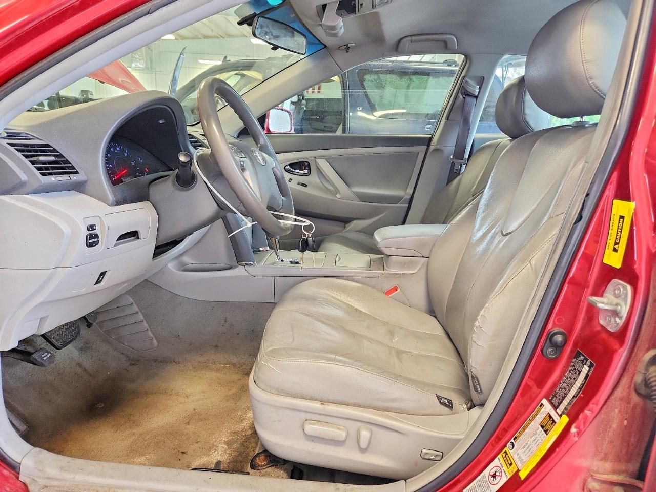 2010 TOYOTA CAMRY