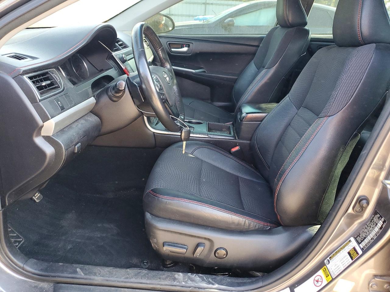 2017 TOYOTA CAMRY