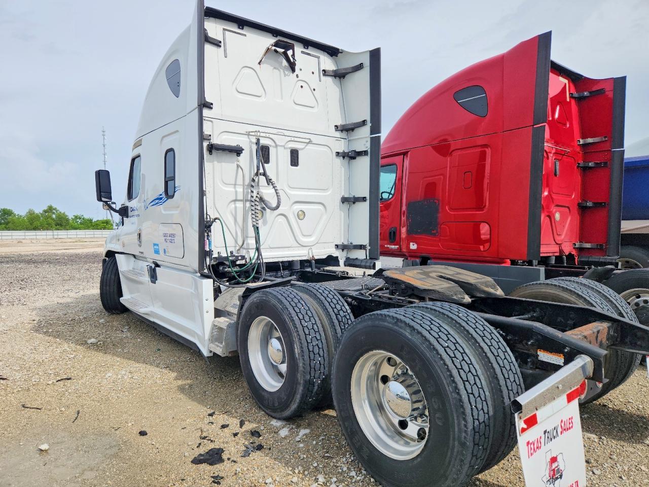 2016 FREIGHTLINER CASCADIA 125